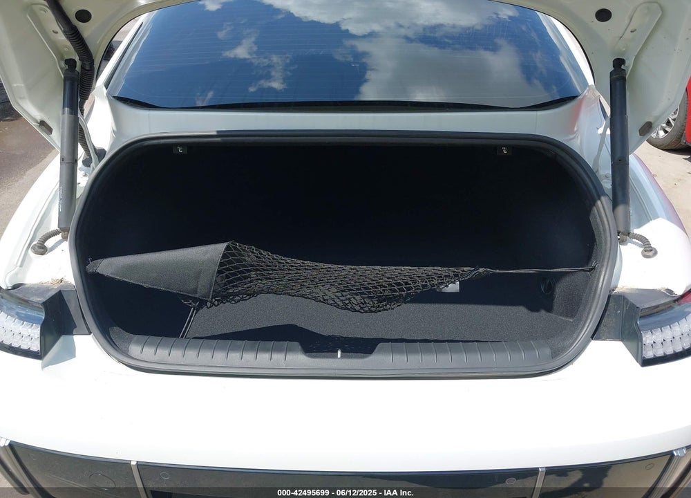 2023 HYUNDAI IONIQ 6 SEL VIN: KMHM34AC5PA049011