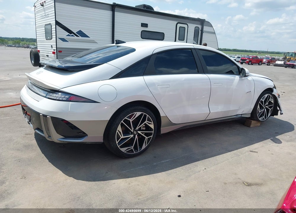 2023 HYUNDAI IONIQ 6 SEL VIN: KMHM34AC5PA049011