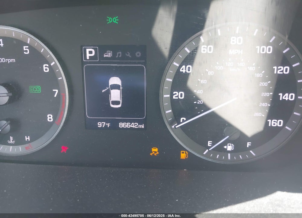 2015 HYUNDAI SONATA VIN: 5NPE24AFXFH201958