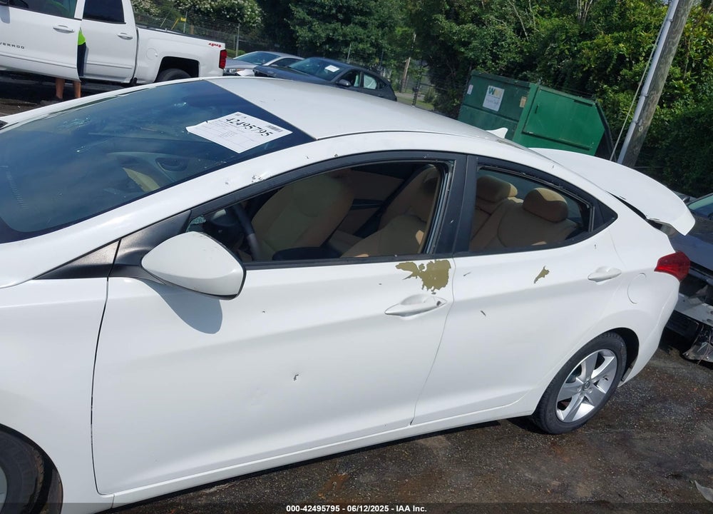 2013 HYUNDAI ELANTRA VIN: 5NPDH4AE1DH310307