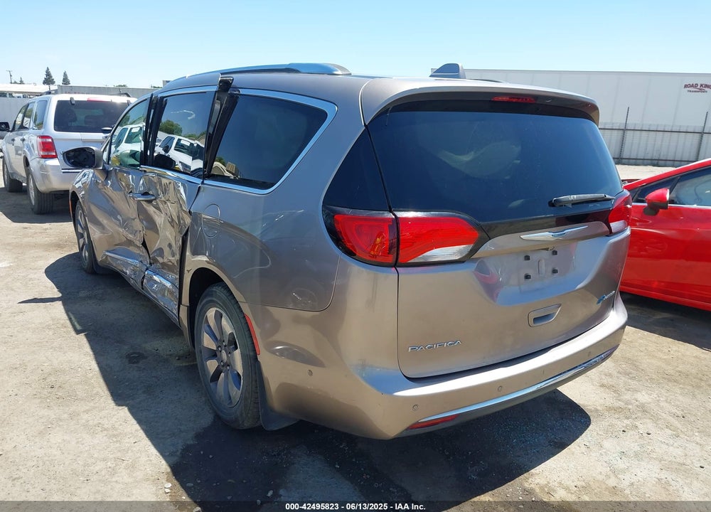 2017 CHRYSLER PACIFICA HYBRID PLATINUM VIN: 2C4RC1N77HR689613
