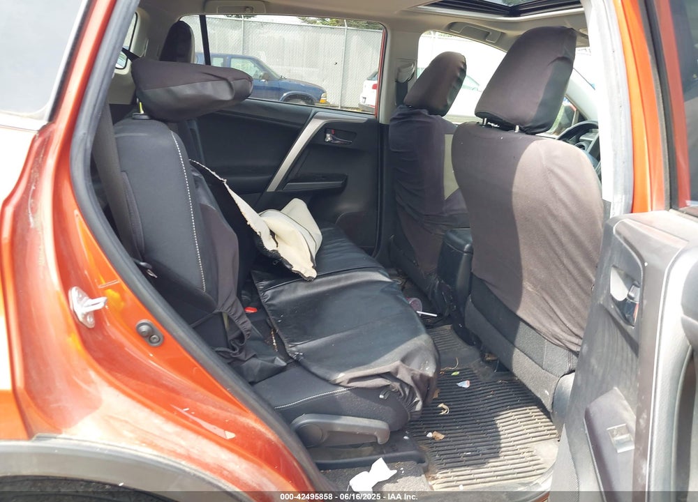 2016 TOYOTA RAV4 XLE VIN: JTMRFREV4GJ099859