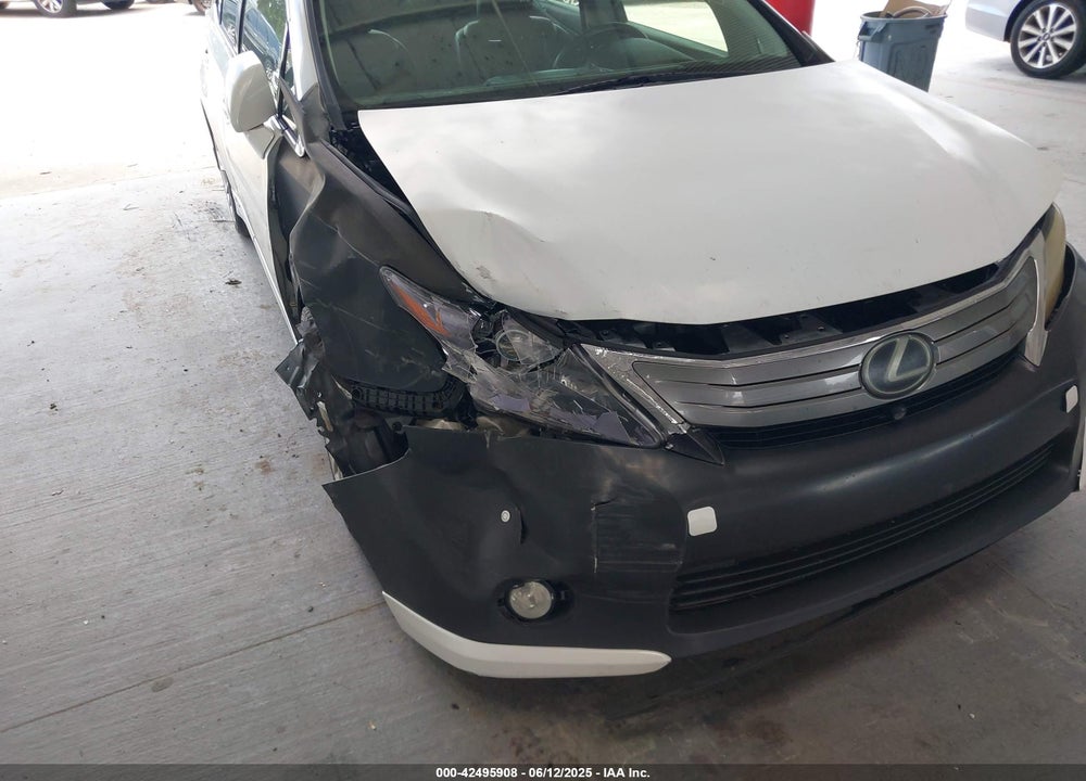 2010 LEXUS HS VIN: JTHBB1BA7A2009040