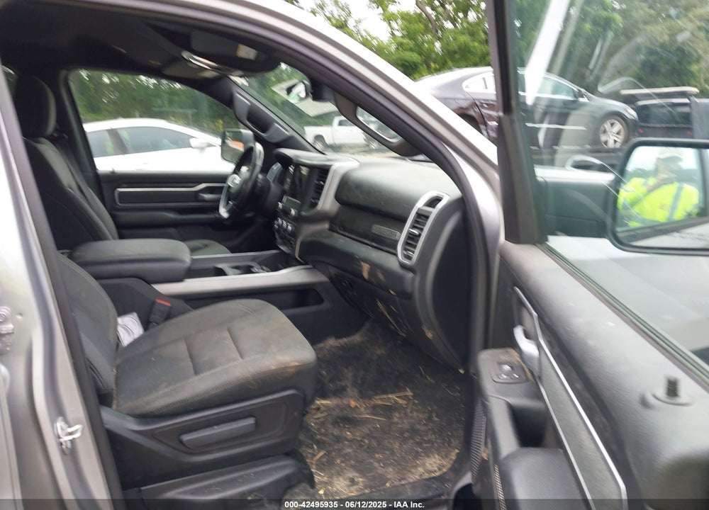 2021 RAM 1500 VIN: 1C6SRFBT1MN727401