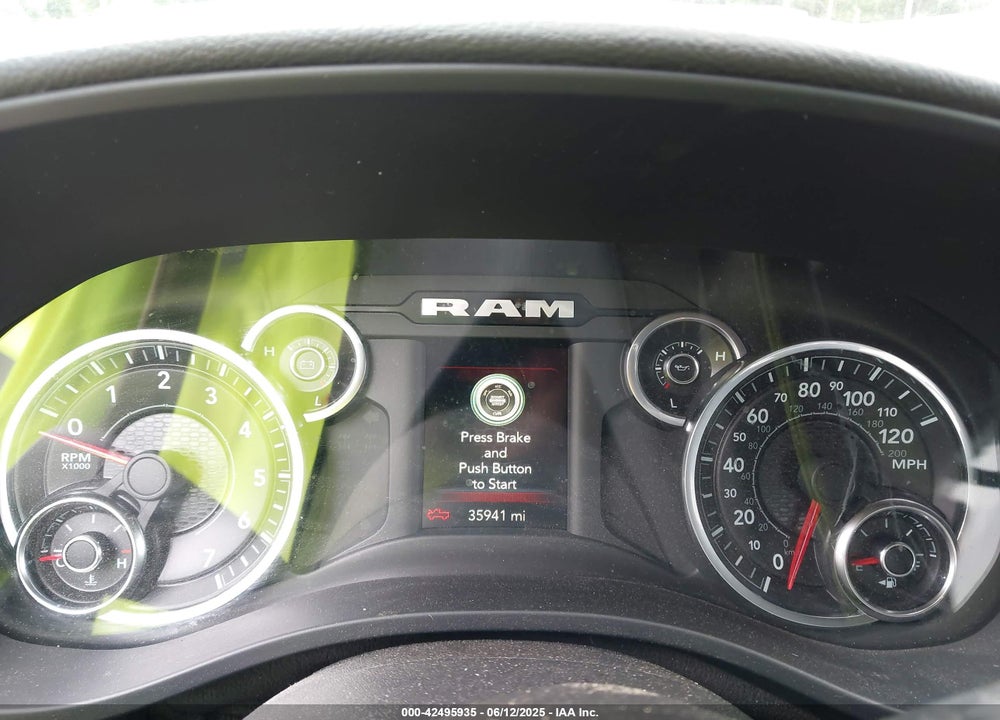 2021 RAM 1500 VIN: 1C6SRFBT1MN727401
