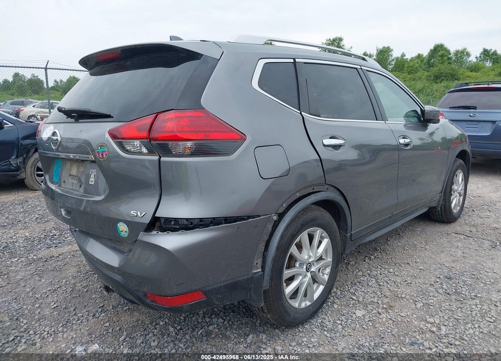2017 NISSAN ROGUE SV VIN: JN8AT2MT8HW404124