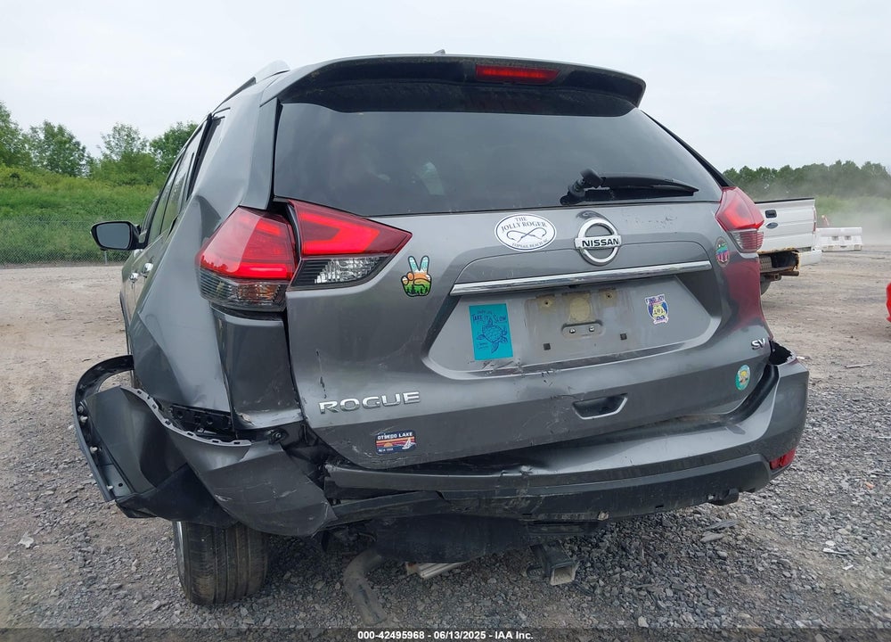 2017 NISSAN ROGUE SV VIN: JN8AT2MT8HW404124