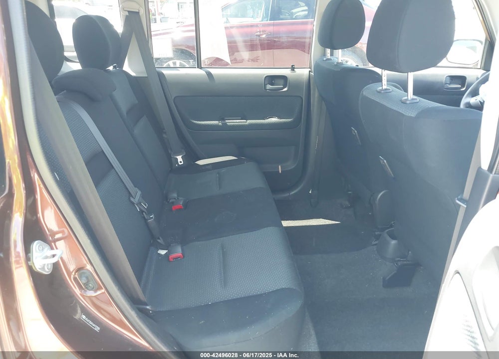 2006 SCION XB VIN: JTLKT324764127920