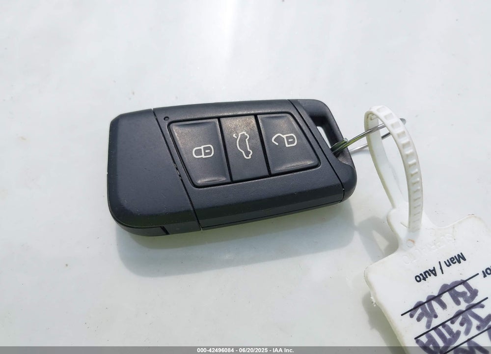 2019 VOLKSWAGEN JETTA VIN: 3VWC57BU2KM040097