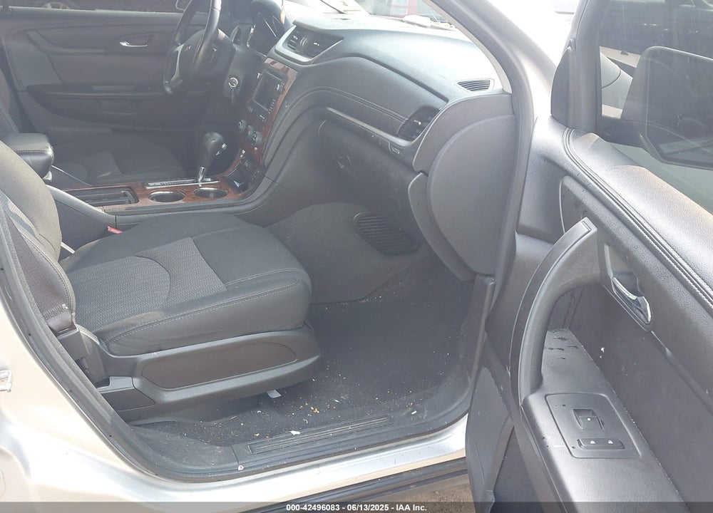 2013 CHEVROLET TRAVERSE VIN: 1GNKVGKD0DJ130287