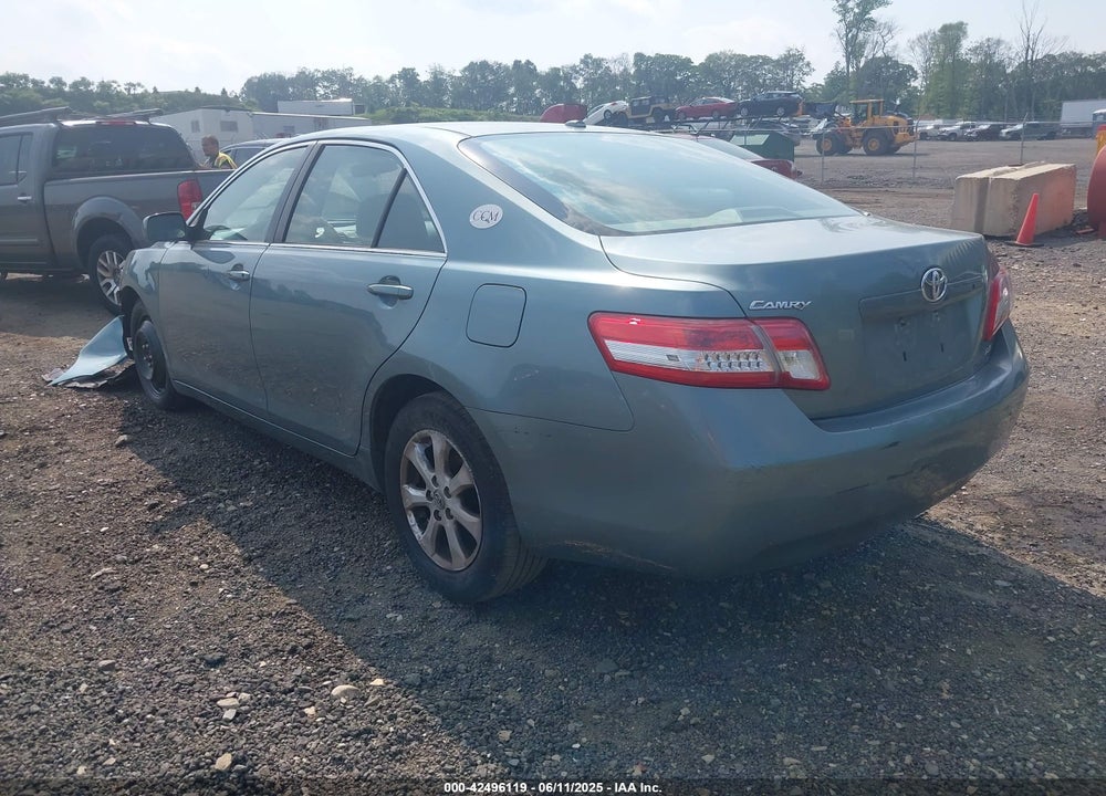 2011 TOYOTA CAMRY LE VIN: 4T1BF3EK5BU644099