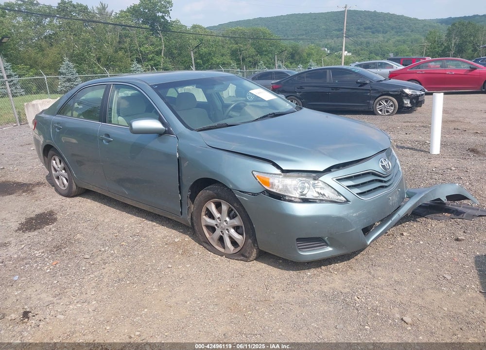 2011 TOYOTA CAMRY LE VIN: 4T1BF3EK5BU644099
