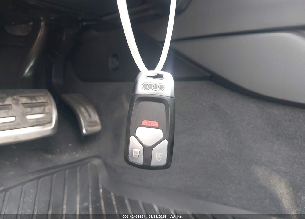2023 AUDI A4 VIN: WAUEAAF48PN020896