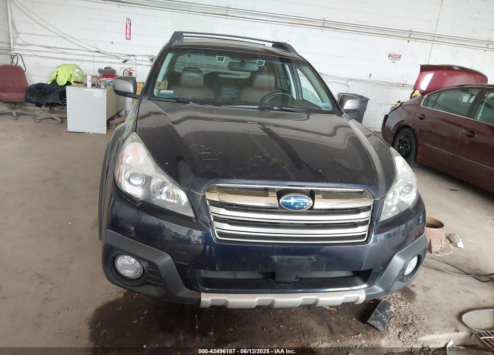 2014 SUBARU OUTBACK 2.5I LIMITED VIN: 4S4BRCPC1E3263809