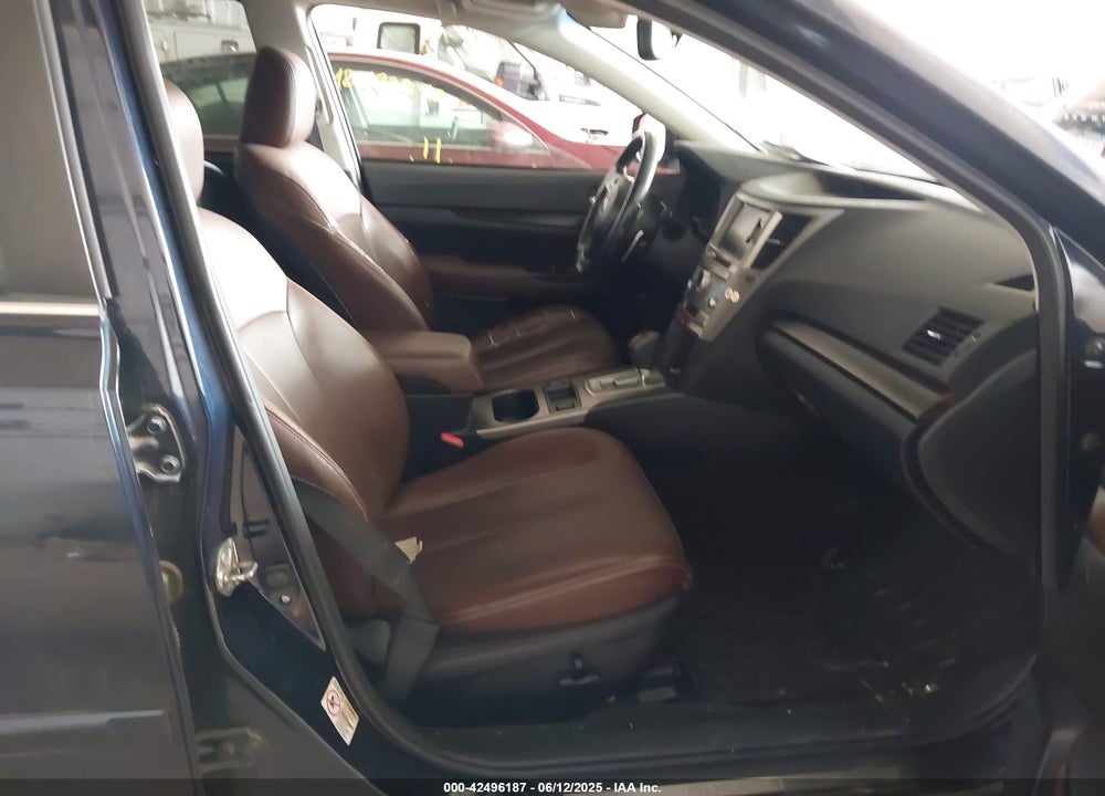 2014 SUBARU OUTBACK 2.5I LIMITED VIN: 4S4BRCPC1E3263809