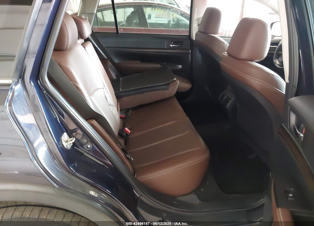 2014 SUBARU OUTBACK 2.5I LIMITED VIN: 4S4BRCPC1E3263809