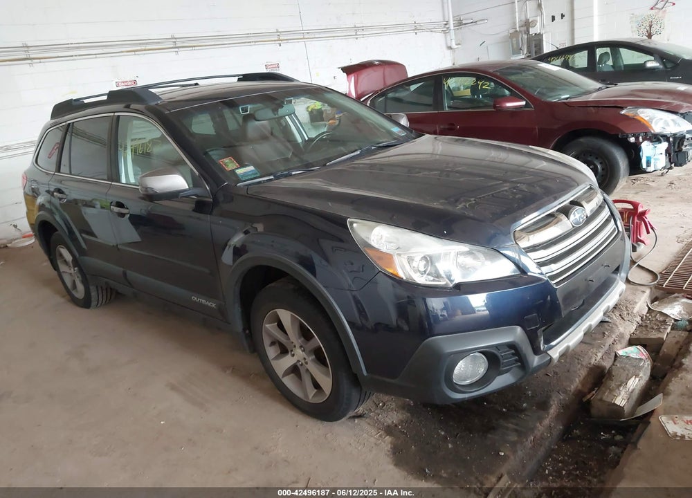 2014 SUBARU OUTBACK 2.5I LIMITED VIN: 4S4BRCPC1E3263809