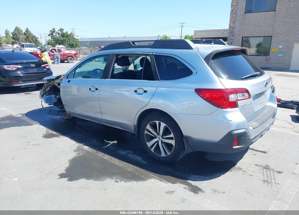 2018 SUBARU OUTBACK VIN: 4S4BSANC6J3340812