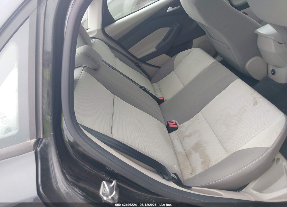 2013 FORD FOCUS SE VIN: 1FADP3F28DL233478
