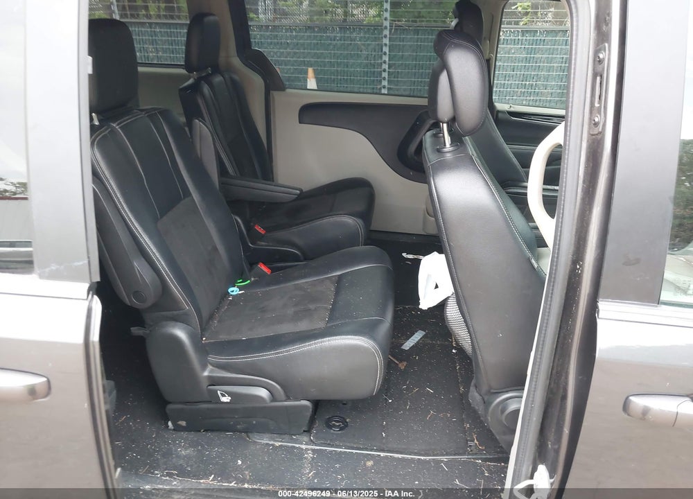 2019 DODGE GRAND CARAVAN SXT VIN: 2C4RDGCG6KR595880