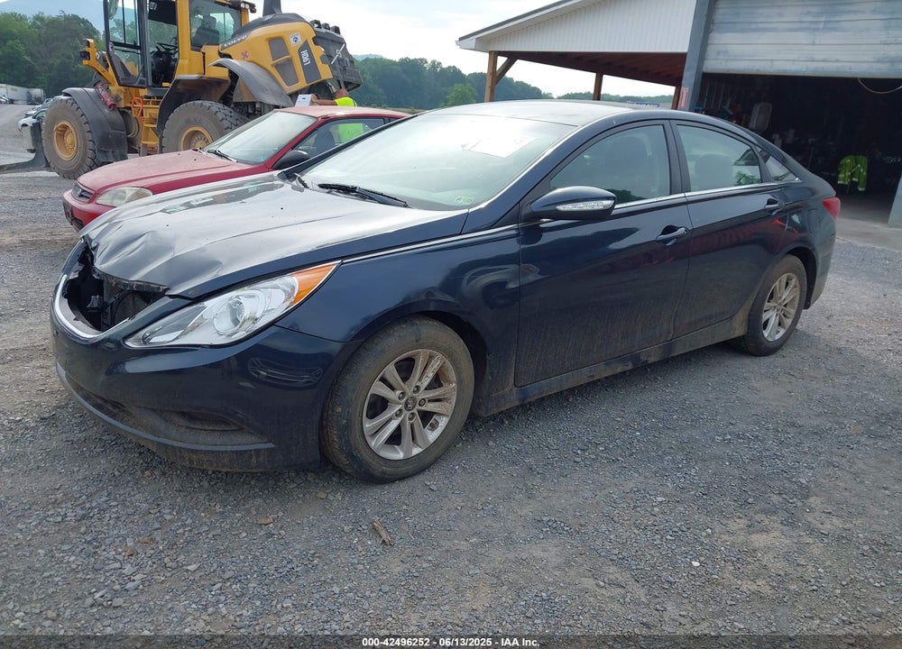 2014 HYUNDAI SONATA GLS VIN: 5NPEB4AC9EH841857