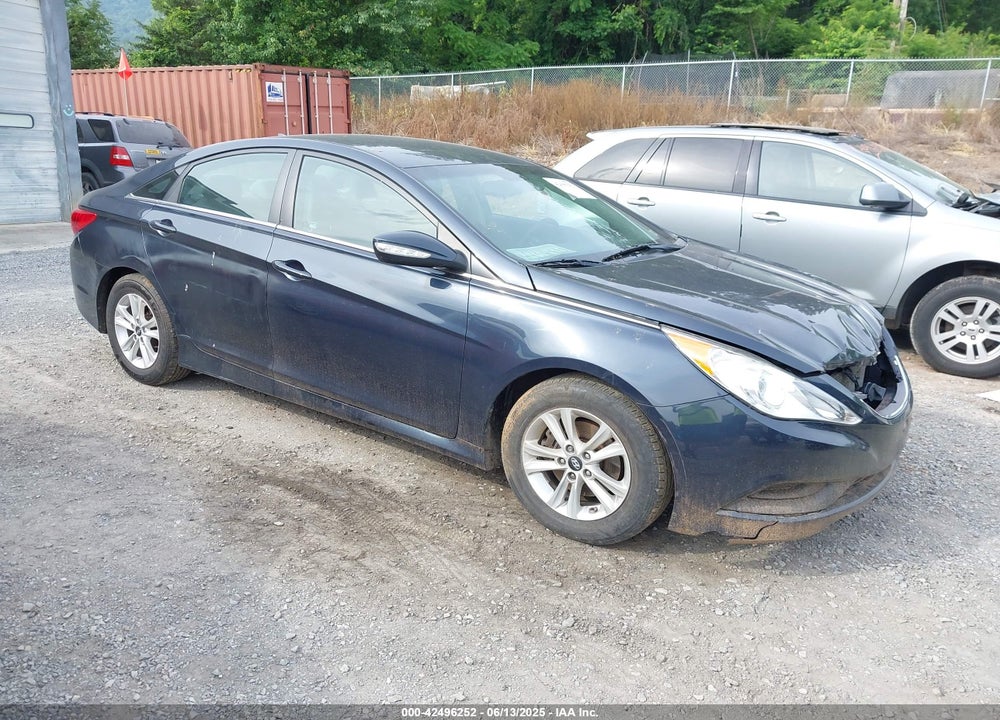 2014 HYUNDAI SONATA GLS VIN: 5NPEB4AC9EH841857