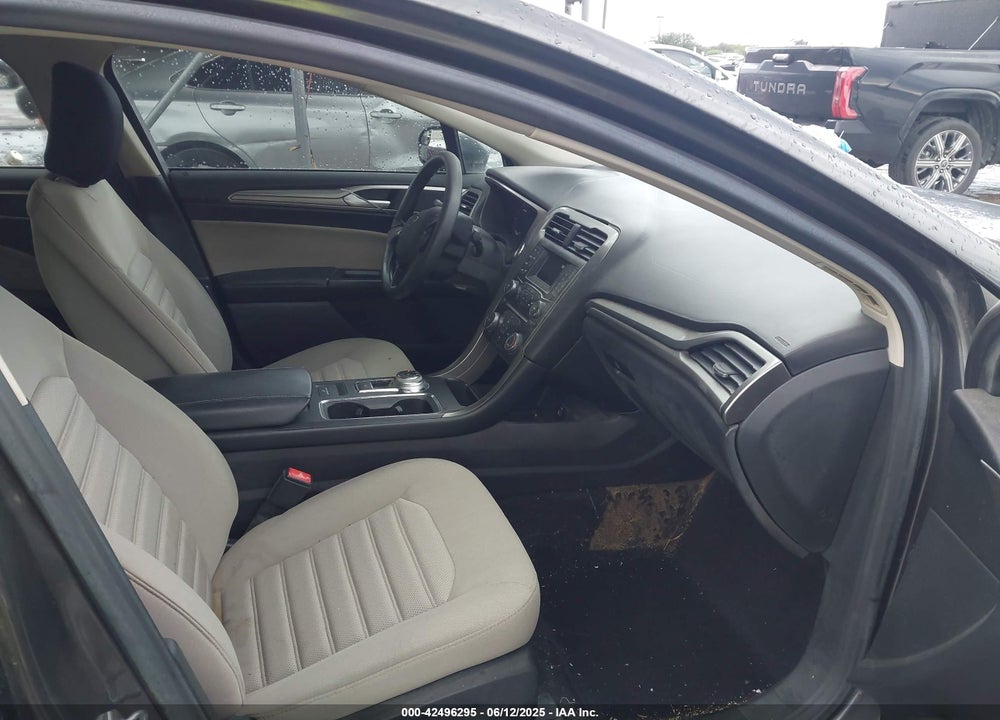 2017 FORD FUSION VIN: 3FA6P0G79HR170884