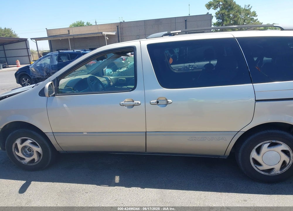 2001 TOYOTA SIENNA XLE VIN: 4T3ZF13CX1U351254