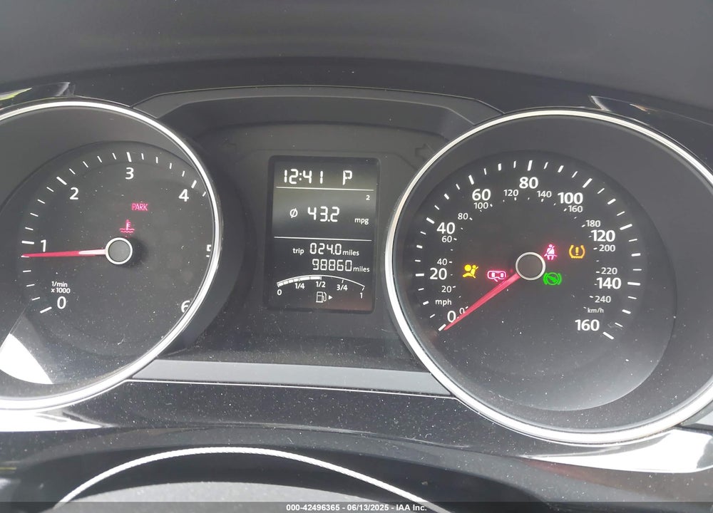2015 VOLKSWAGEN JETTA VIN: 3VWLA7AJ4FM283001