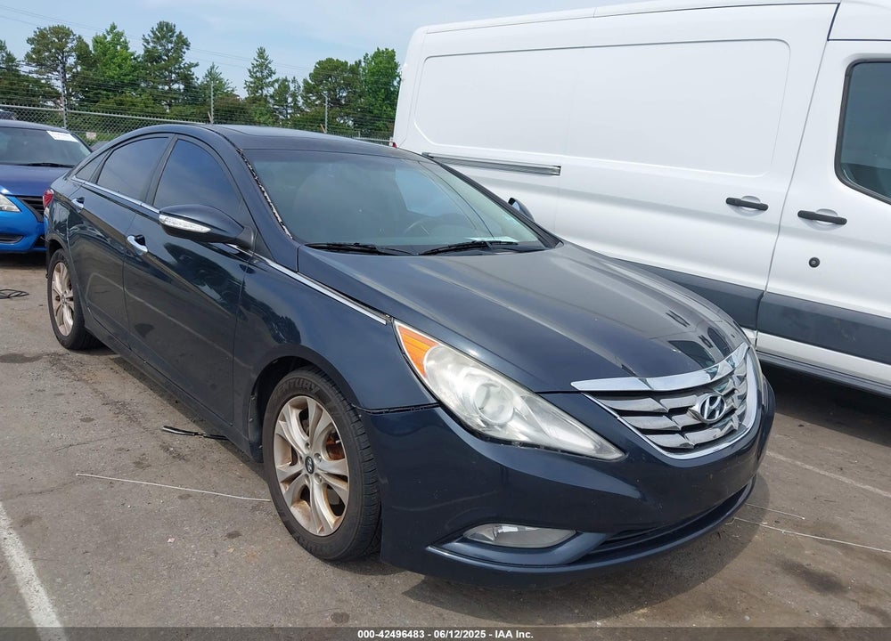 2011 HYUNDAI SONATA LIMITED VIN: 5NPEC4AC8BH001402