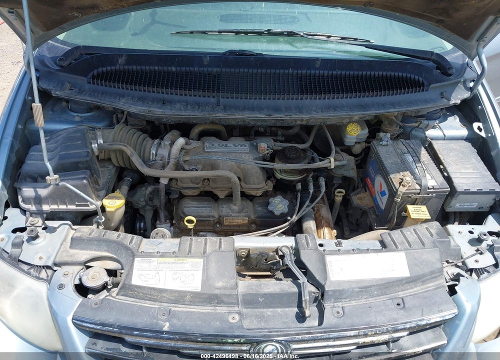 2005 CHRYSLER TOWN & COUNTRY LIMITED VIN: 2C8GP64L05R365310