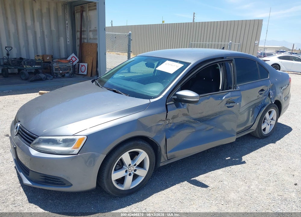 2012 VOLKSWAGEN JETTA 2.0L TDI VIN: 3VW3L7AJ6CM089396