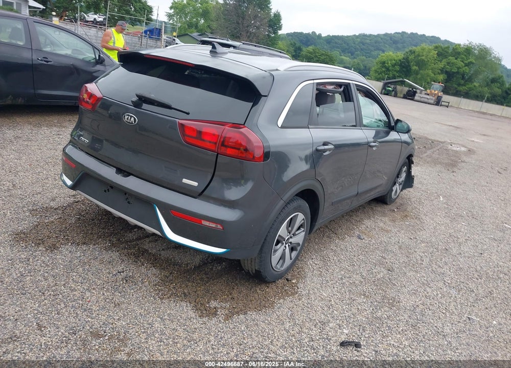 2019 KIA NIRO PLUG-IN HYBRID VIN: KNDCM3LD1K5266201