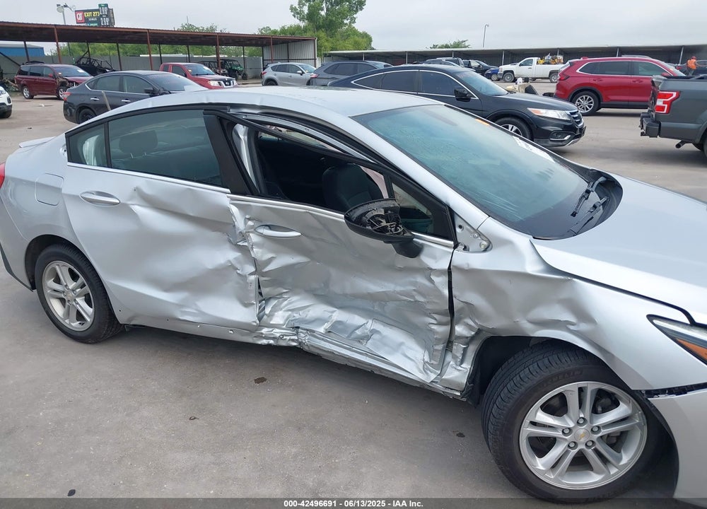 2018 CHEVROLET CRUZE VIN: 1G1BE5SM3J7231466