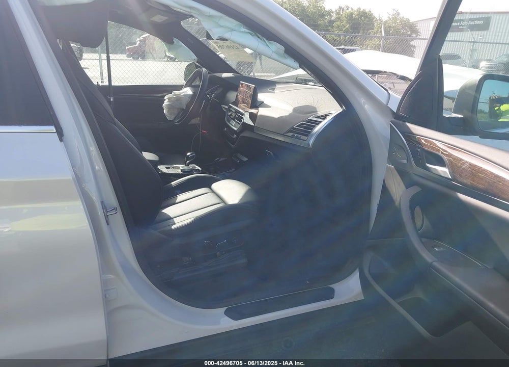 2024 BMW X3 VIN: 5UX43DP0XR9V06318