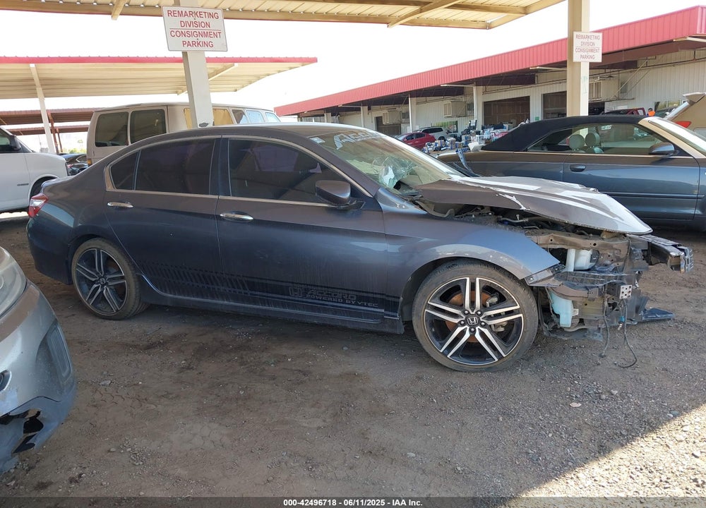 2017 HONDA ACCORD VIN: 1HGCR2F5XHA171475