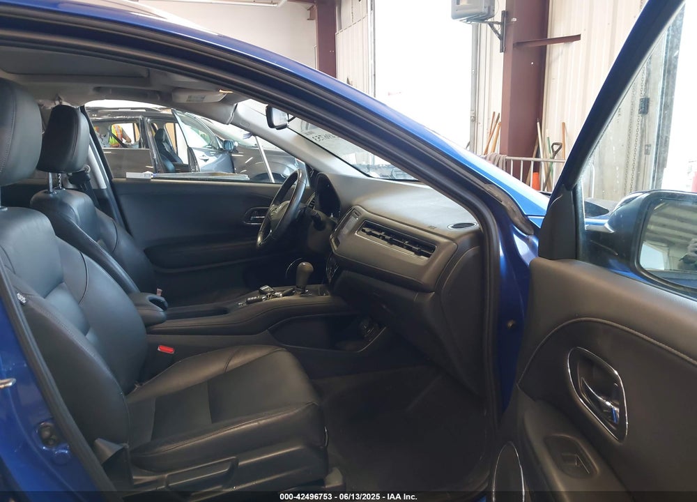 2018 HONDA HR-V VIN: 3CZRU6H75JM727563