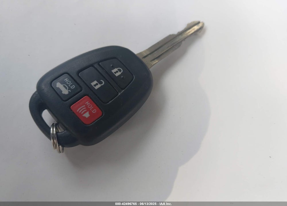 2015 TOYOTA COROLLA VIN: 2T1BURHE7FC422900