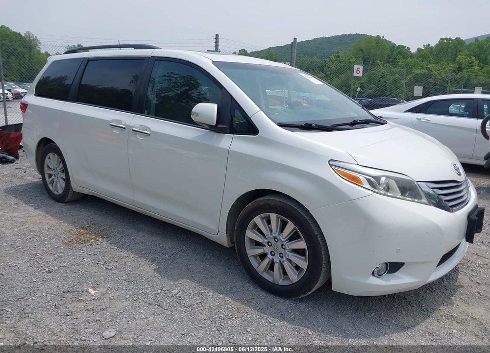 2015 TOYOTA SIENNA LIMITED 7 PASSENGER VIN: 5TDYK3DC3FS586329