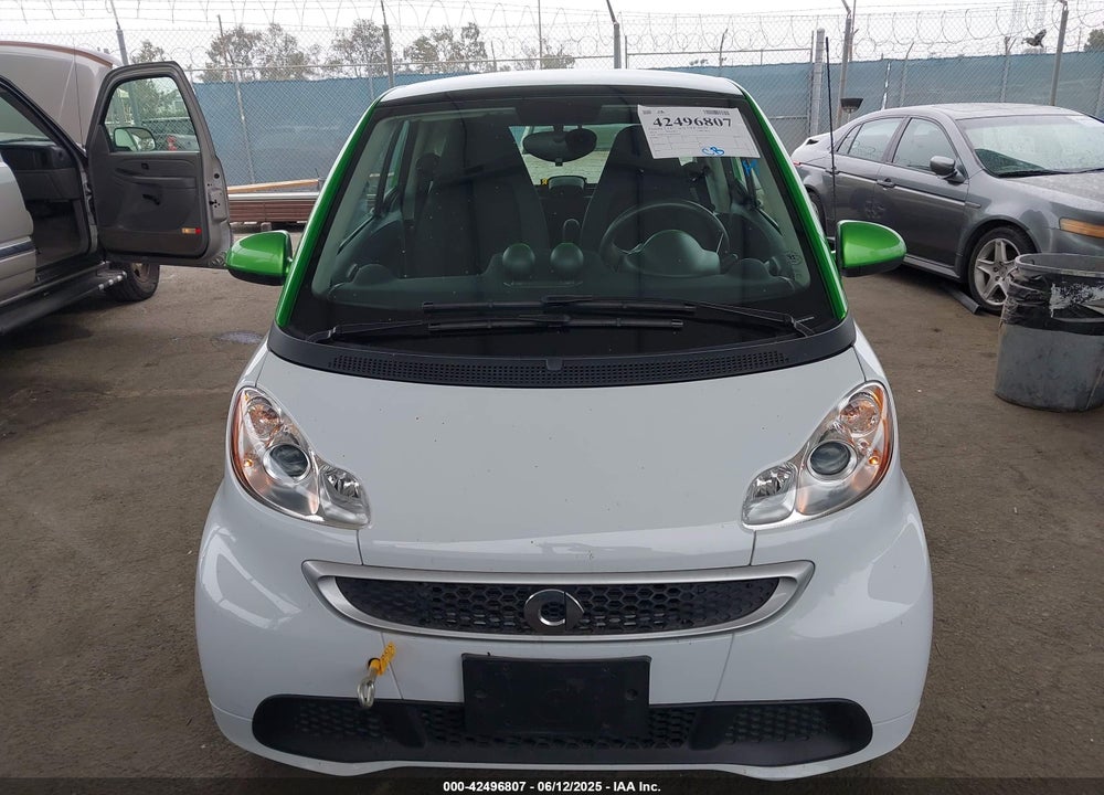 2014 SMART FORTWO ELECTRIC DRIVE PASSION VIN: WMEEJ9AA8EK736860