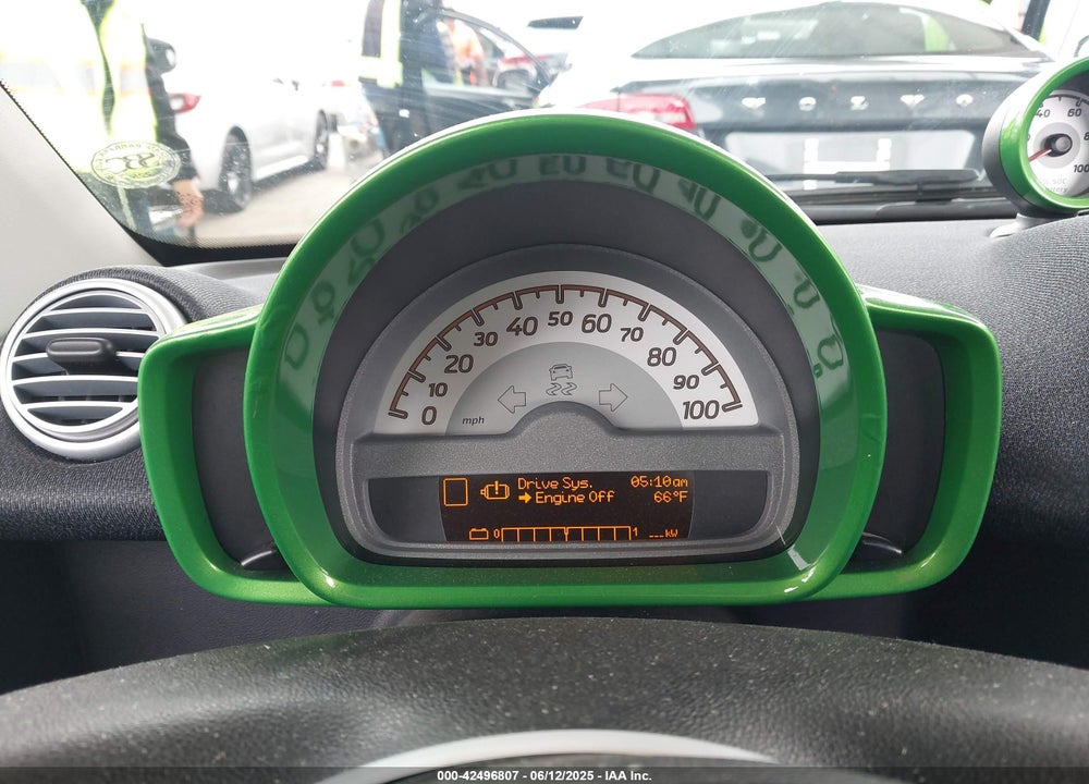 2014 SMART FORTWO ELECTRIC DRIVE PASSION VIN: WMEEJ9AA8EK736860