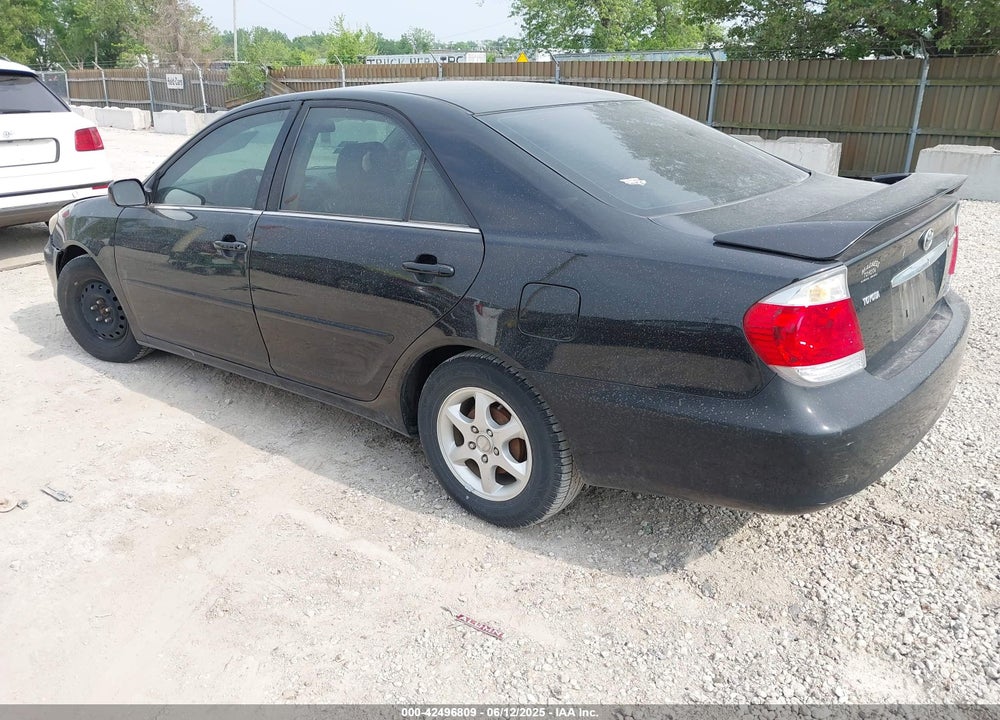 2005 TOYOTA CAMRY LE VIN: 4T1BE32K35U016571
