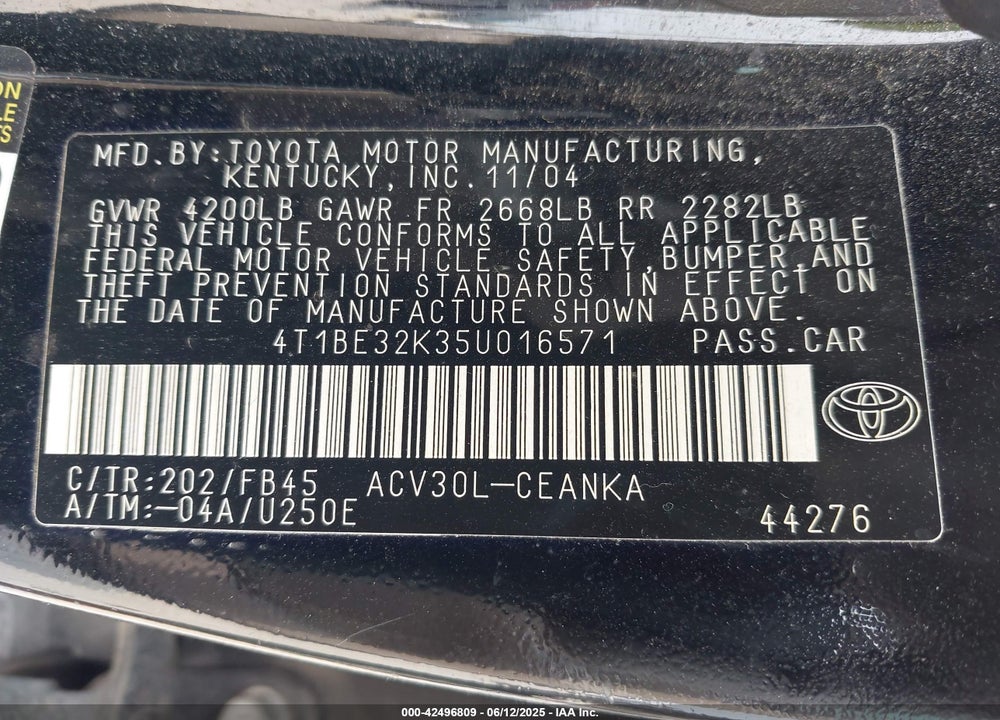 2005 TOYOTA CAMRY LE VIN: 4T1BE32K35U016571