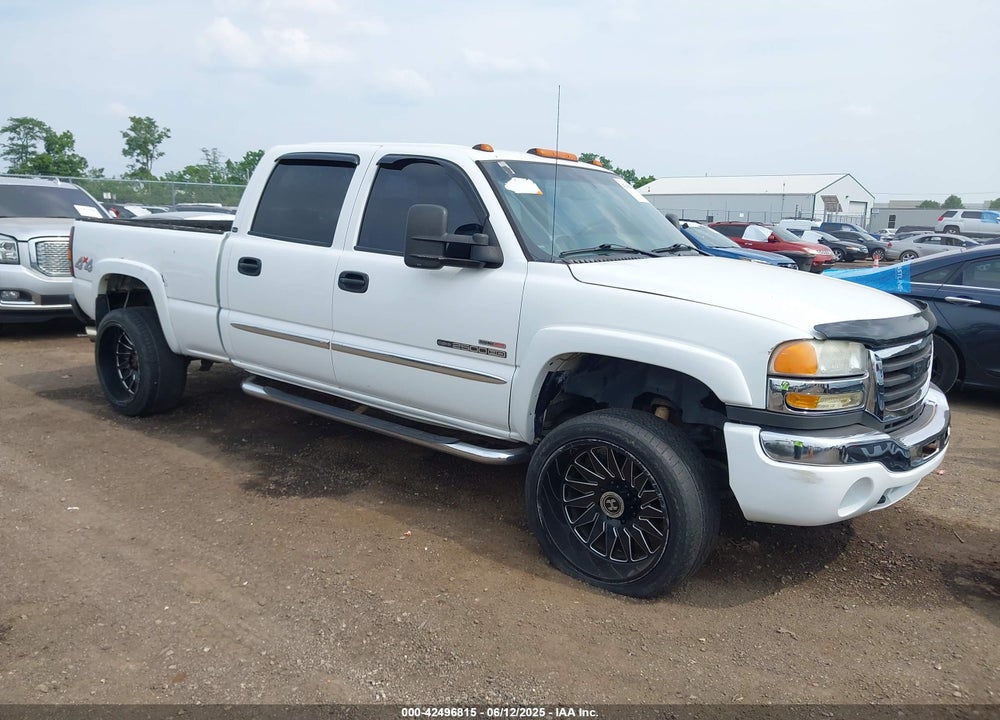 2005 GMC SIERRA 2500HD SLE VIN: 1GTHK23255F811576