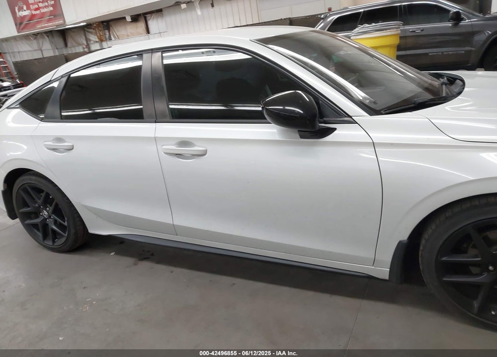 2023 HONDA CIVIC VIN: 19XFL2H8XPE011581