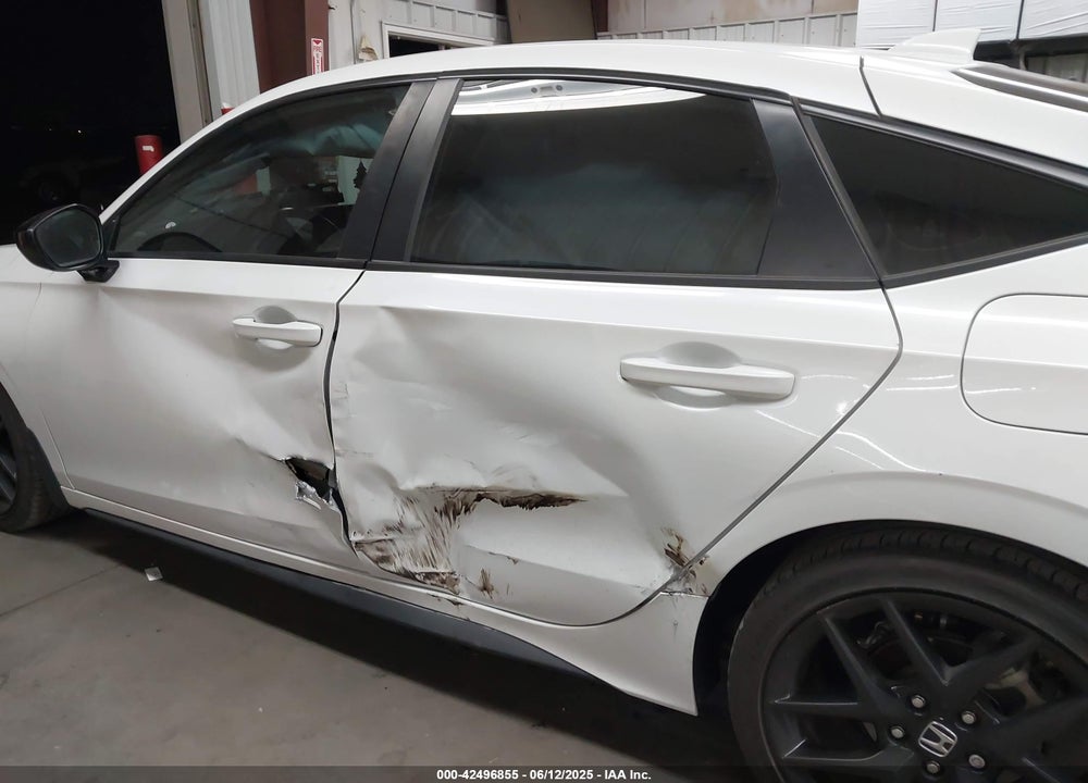 2023 HONDA CIVIC VIN: 19XFL2H8XPE011581