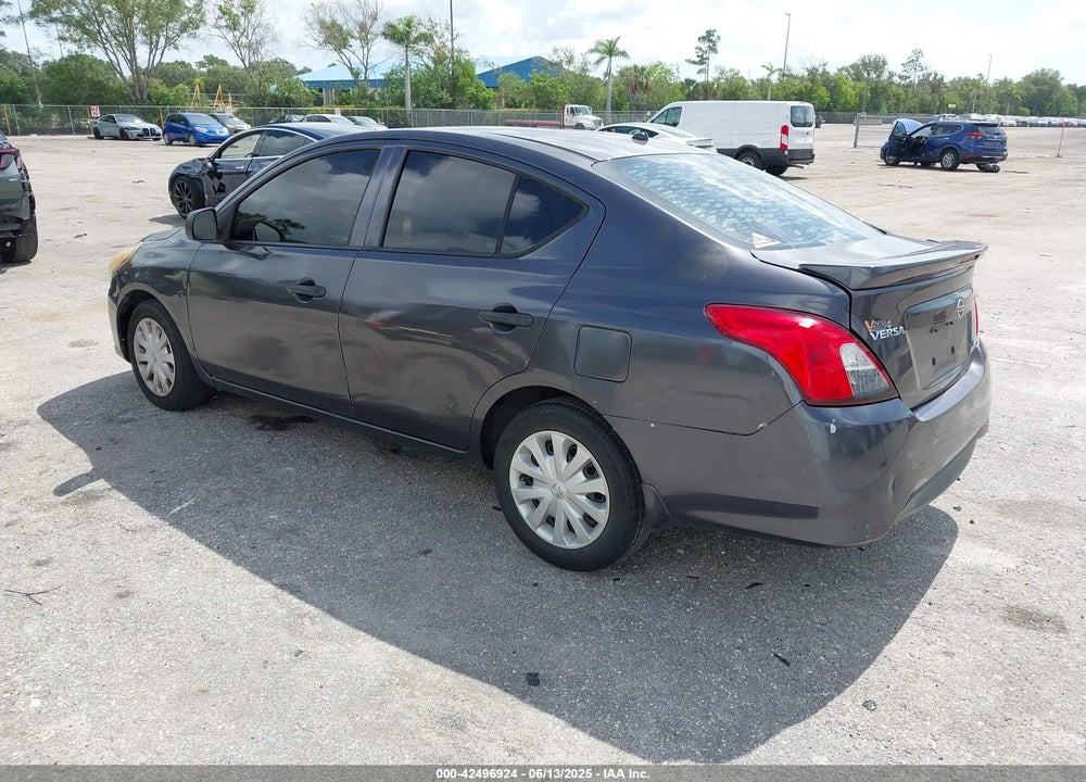 2015 NISSAN VERSA 1.6 S+ VIN: 3N1CN7AP4FL852899