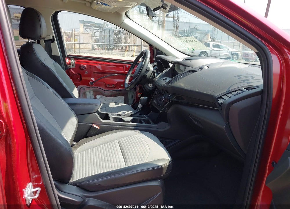 2017 FORD ESCAPE VIN: 1FMCU0GD2HUC95953