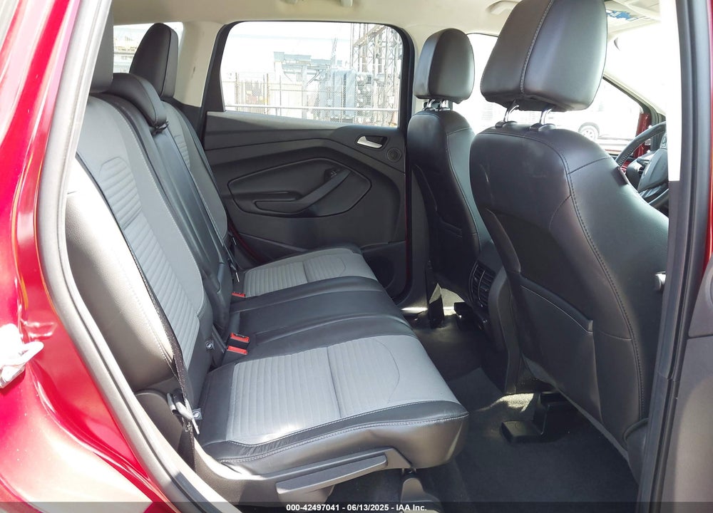 2017 FORD ESCAPE VIN: 1FMCU0GD2HUC95953