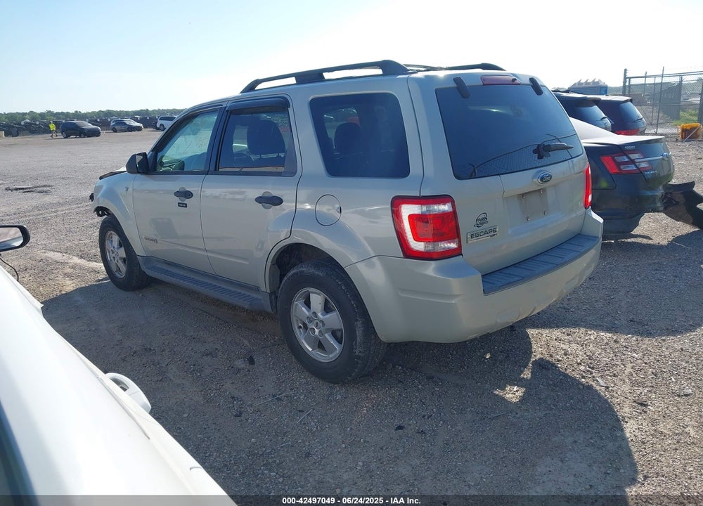 2008 FORD ESCAPE XLT VIN: 1FMCU03118KC91979